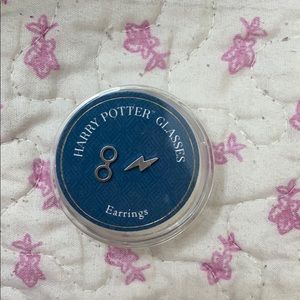 Harry Potter earring